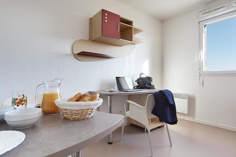Neoresid - Republique Apartment *